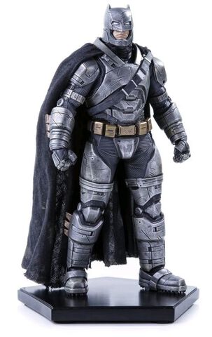 Statuette - Batman Vs Superman - Armored Batman 1/10 Iron Studios