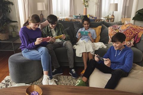 Nintendo Switch Lite Corail