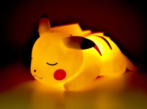 Veilleuse lampe Pokémon Pikachu figurine piles incluses - Pokemon | Beebs