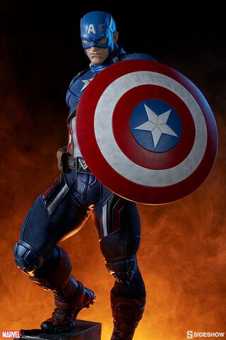 Statuette Sideshow - Marvel  Comics  - Premium Format Captain America 53 Cm