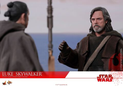 Figurine Hot Toys - Star Wars Episode VIII - Luke Skywalker 1/6