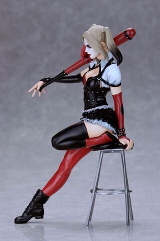 Statuette Yamato - Dc Comics  - Fantasy Figure Gallery Harley Quinn 26 Cm