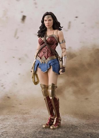 Figurine S.h. Figuarts - Justice League - Wonder Woman